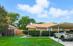 9918 Plainfield Drive, Fort Worth, TX 76108