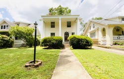 749 S Pickwick Avenue, Springfield, MO 65804