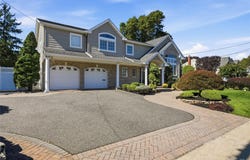 72 Wenwood Drive, Massapequa Park, NY 11762