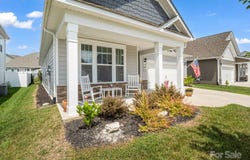 134 Fox Cove Road, Hendersonville, NC 28792