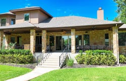 306 Bridgepoint Drive, Kingsland, TX 78639