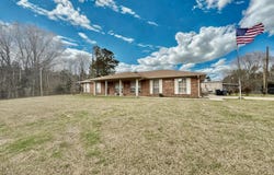 1068 E Gallman Road, Hazlehurst, MS 39083