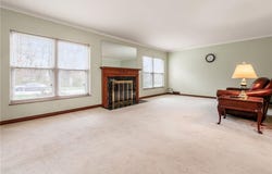 2721 E Ridgewood Circle, Zanesville, OH 43701