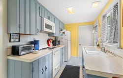 4 East Stuart Street, Westerly, RI 02891