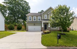 1416 Madison Oaks Rd, Knoxville, TN 37924