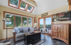2428 Hwy 3, Dumont, IA 50625