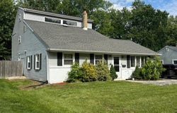 132 PETERSON BOULEVARD, DEPTFORD, NJ 08096