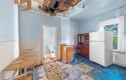 7920 Saint Clair Avenue, Cleveland, OH 44103