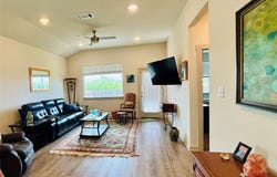 427 WILSHIRE RD, San Marcos, TX 78666