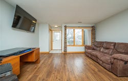 811 Burr Oaks Drive, West Des Moines, IA 50266