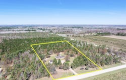 5891 N 19 Road, Mesick, MI 49668-9742