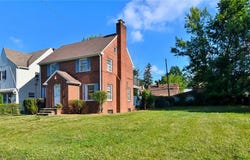 3637 Grosvenor Road, Cleveland Heights, OH 44118