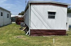 127 Bonny Shores Dr, Lakeland, FL 33801