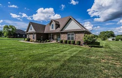 4626 Fairvue Farm Boulevard, Bowling Green, KY 42104