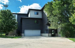 221 E 5th Street, Cedar Falls, IA 50613