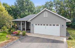 2966 Thunder Bay Road, Little Canada, MN 55117