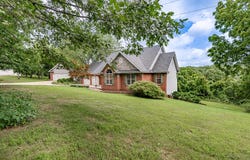 280 Center Road, Ozark, MO 65721