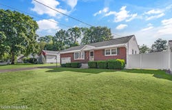 954 Obrien Avenue, Rotterdam, NY 12303