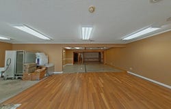 14 Dinley St, Dracut, MA 01826