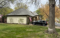 42 Le Mans Court, Prairie Village, KS 66208