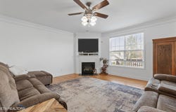 628 W Glenview Drive, Lenoir City, TN 37771