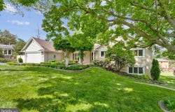 1102 CLOVER DR, MCLEAN, VA 22101