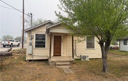 603 E Mesquite Street, Benavides, TX 78341