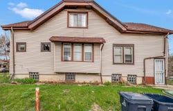 2320 N 47th St, Milwaukee, WI 53210