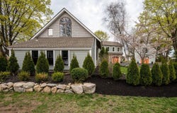 11 Post Road, North Hampton, NH 03862