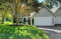 104 Overlook Drive, Flat Rock, NC 28731