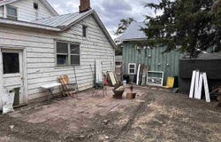 25 N Van Buren, IowaCity, IA 52245