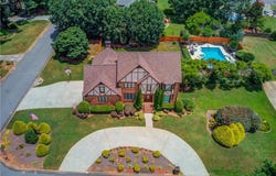 710 HAMBRICK Drive SW, Lilburn, GA 30047