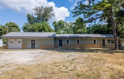 200 South 2nd Street, Mammoth Spring, AR 72554