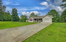 288 Walnut Hills Drive, Mineral Bluff, GA 30559