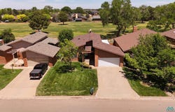 220 Lakeview Drive, Clovis, NM 88101