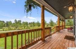6405 W Glenrose Ridge Road, Crete, NE 68333