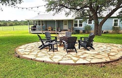 3737 CR 306, Beeville, TX 78102