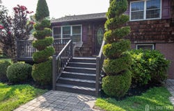 25 Baker Drive, Helmetta, NJ 08828