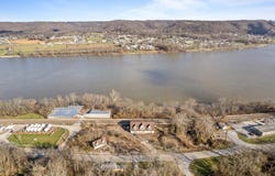 621 W 2nd Street, Maysville, KY 41056
