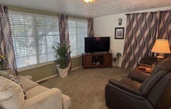 180 N 1100 E, Washington, UT 84780