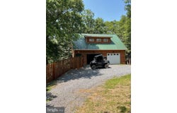 1944 CROSSINGS VIEW ROAD, PAW PAW, WV 25434