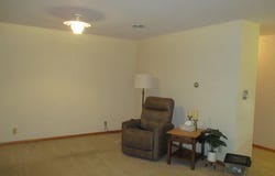 833 S Park Ave, Centerville, IA 52544