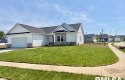 1412 WINSTON Drive, Springfield, IL 62711