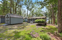 417 Sunset Forest Drive, Hawley, PA 18428