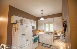 606 S Harriet Street, Algona, IA 50511