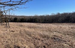 111 Highway Bb, Iberia, MO 65486