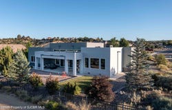 6310 SPRING Avenue, Farmington, NM 87402