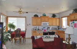2063 LAKE WIND DR, Eugene, OR 97408