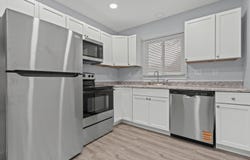 8572 W Villard Ave, Milwaukee, WI 53225