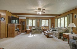 W6542 MILKY RD, Tomahawk, WI 54487